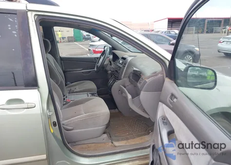 2006 Toyota Sienna Le z USA, uszkodzony, nr VIN 5TDZA23CX6S520492